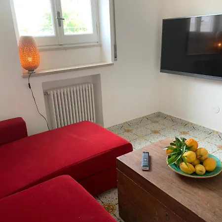 Supercentral In Anacapri, Capri Villa *